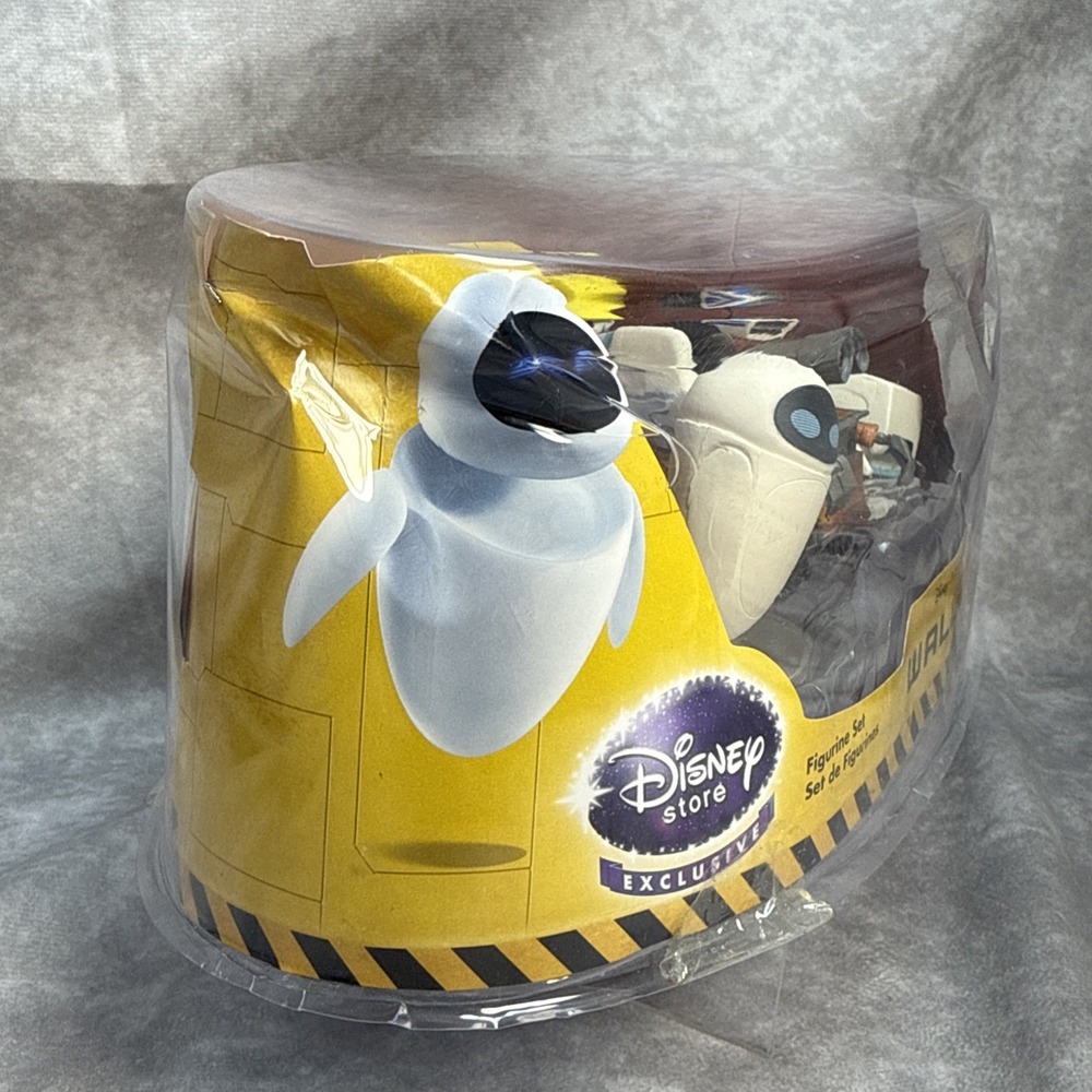Disney Pixar WALL E Figurine Playset Disney Store Set Of 6 New in Box (Dented) - Picture 7 of 15